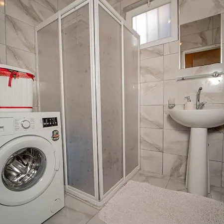 Cozy With Excellent Location In *